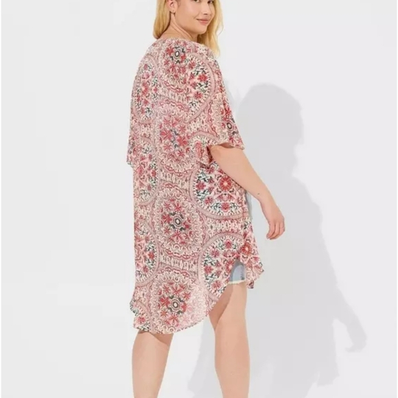 Torrid Chiffon Kimono with Red Floral Design - Picture 2 of 5